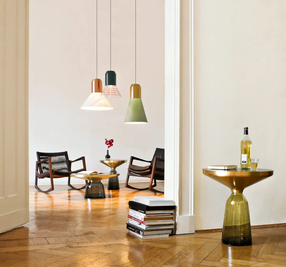 classicon-euvira-rocking-chair-bell-table-bell-light-pendant-lamp-1-fakehigh-photo-holzer