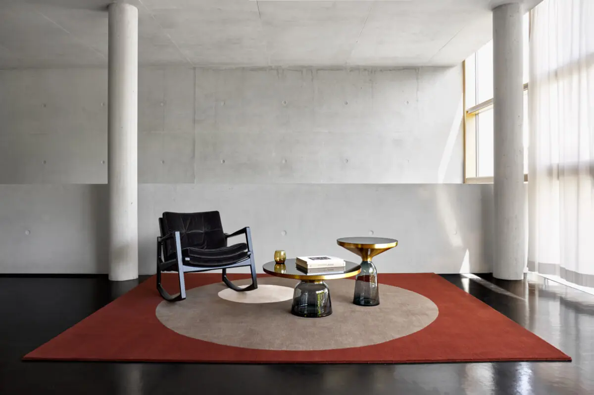 classicon-la-lune-rug-euvira-rocking-chair-bell-coffee-table-bell-side-table-photo-hassos