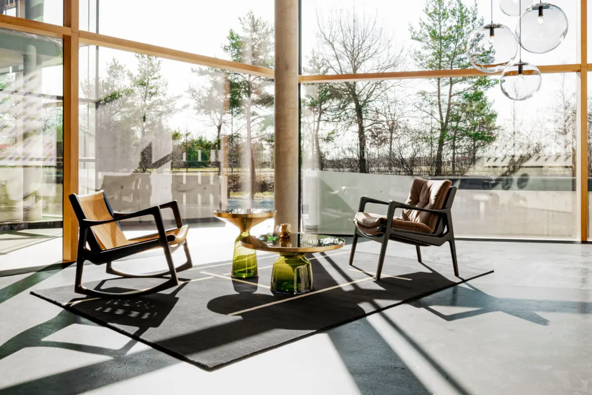 classicon-monolith-rug-euvira-rocking-lounge-chair-bell-side-coffee-table-olive-green-photo-breidt