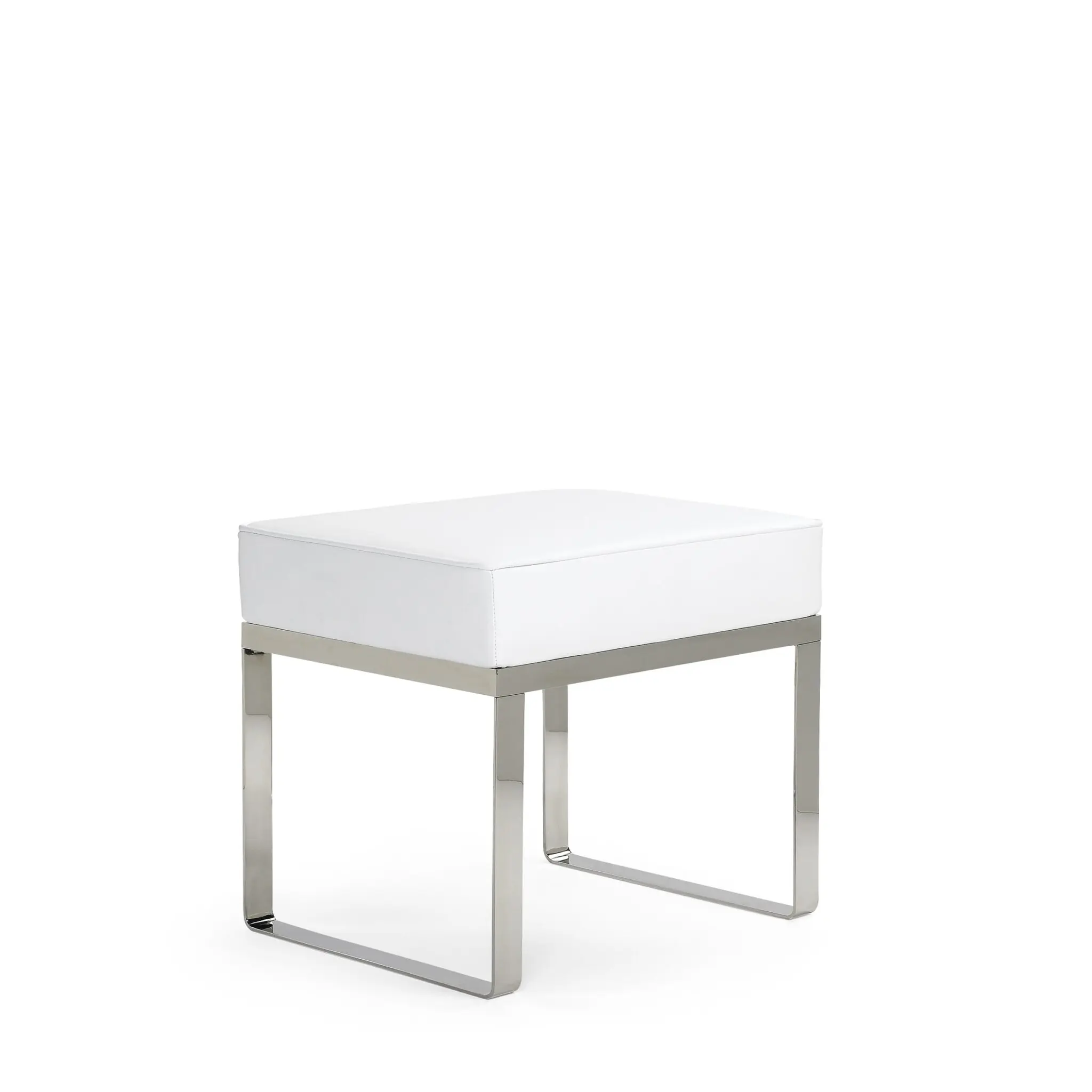 Banu Stool von ClassiCon Designer Eckart Mutesius aus Stahl und Leder.