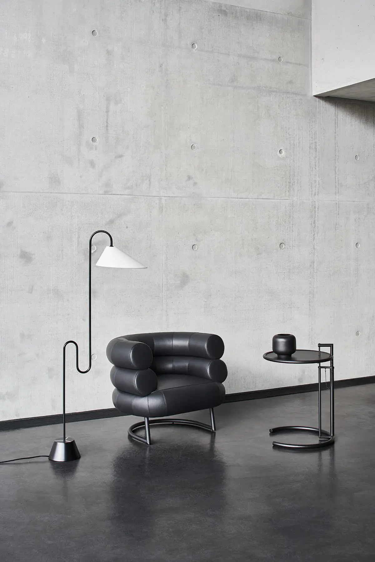 bibendum-armchair-schwarz-iii-by-schlafkultur-lang-e-k