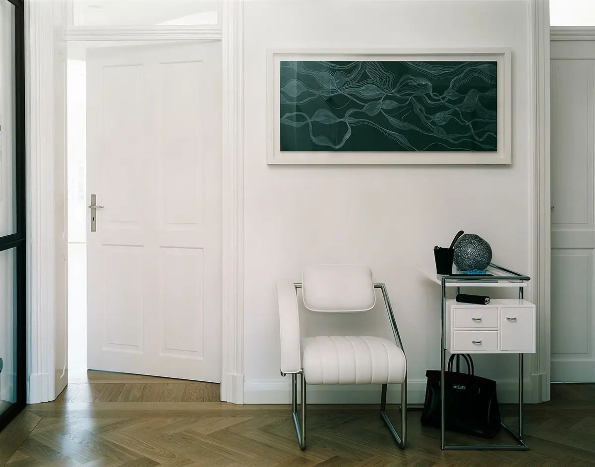 classicon-non-conformist-armchair-petite-coiffeuse-photo-holzherr-kopie-2-3