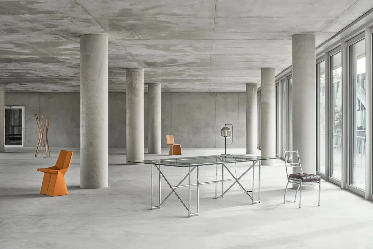 classicon-saturn-coat-stand-mars-chair-double-x-table-venus-chair-lantern-light-table-lamp-aixia-chair-photo-hassos