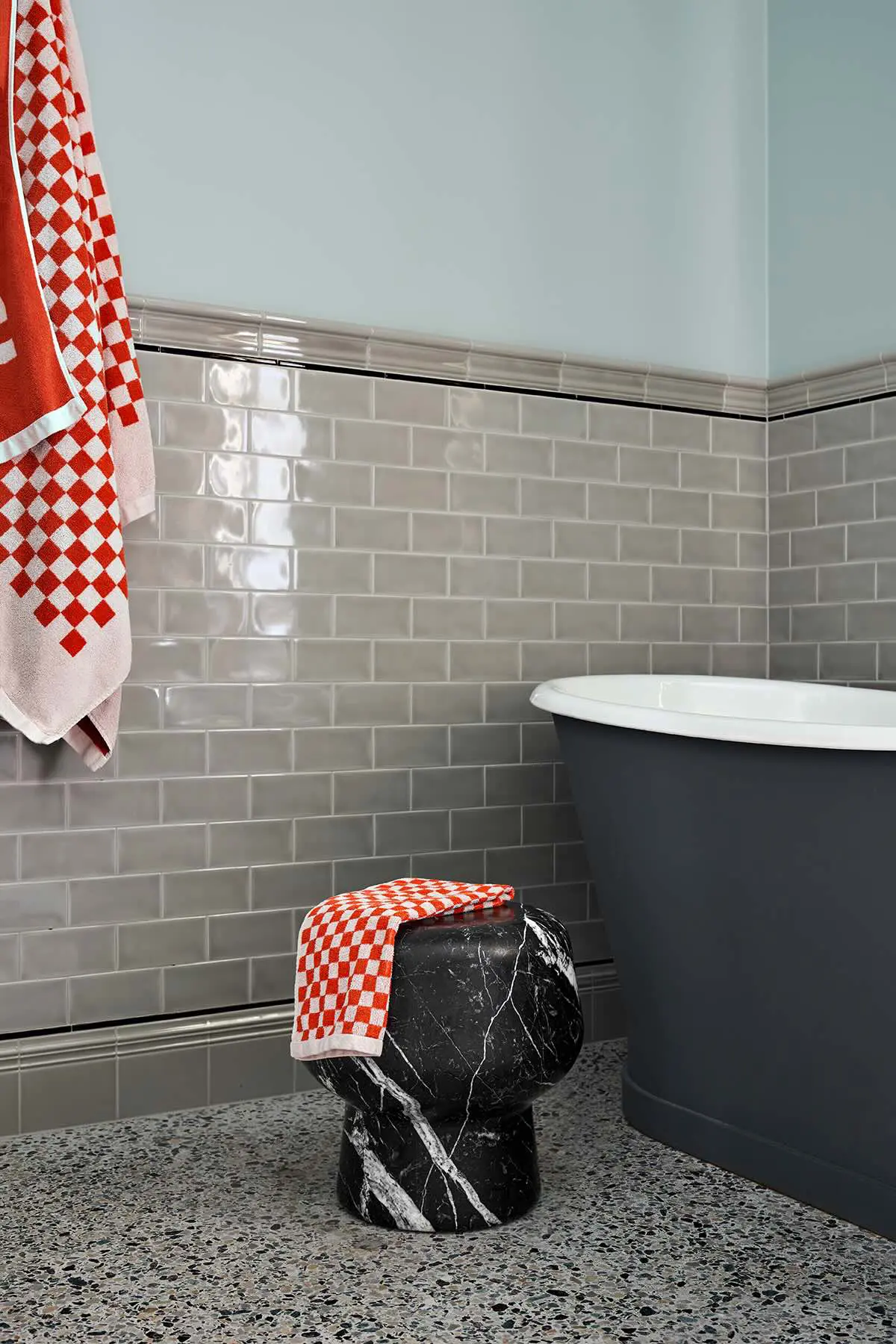 corker-no-1-marble-design-hocker-marmor-nero-marquina-ii-by-schlafkultur-lang-e-k