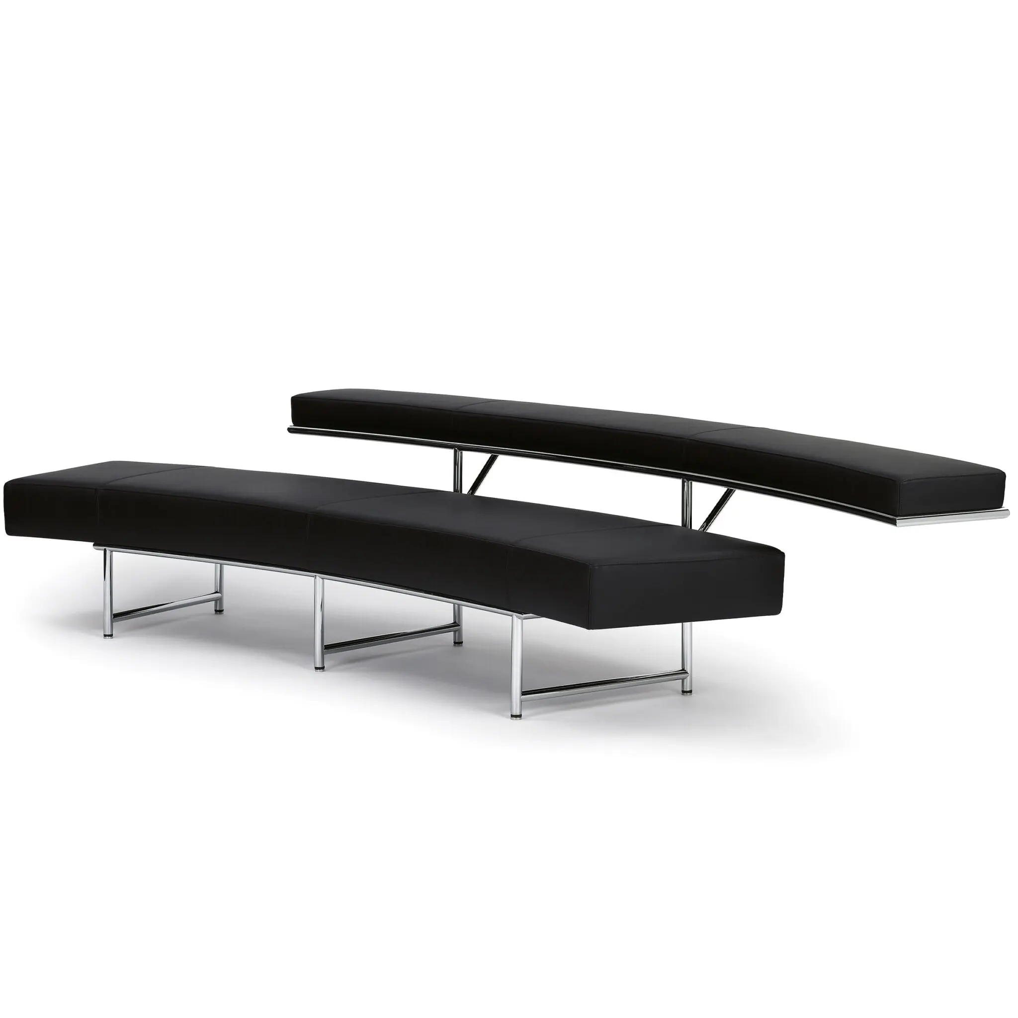 ClassiCon Monte Carlo Sofa aus Leder mit spektakulärer Rückenlehne.