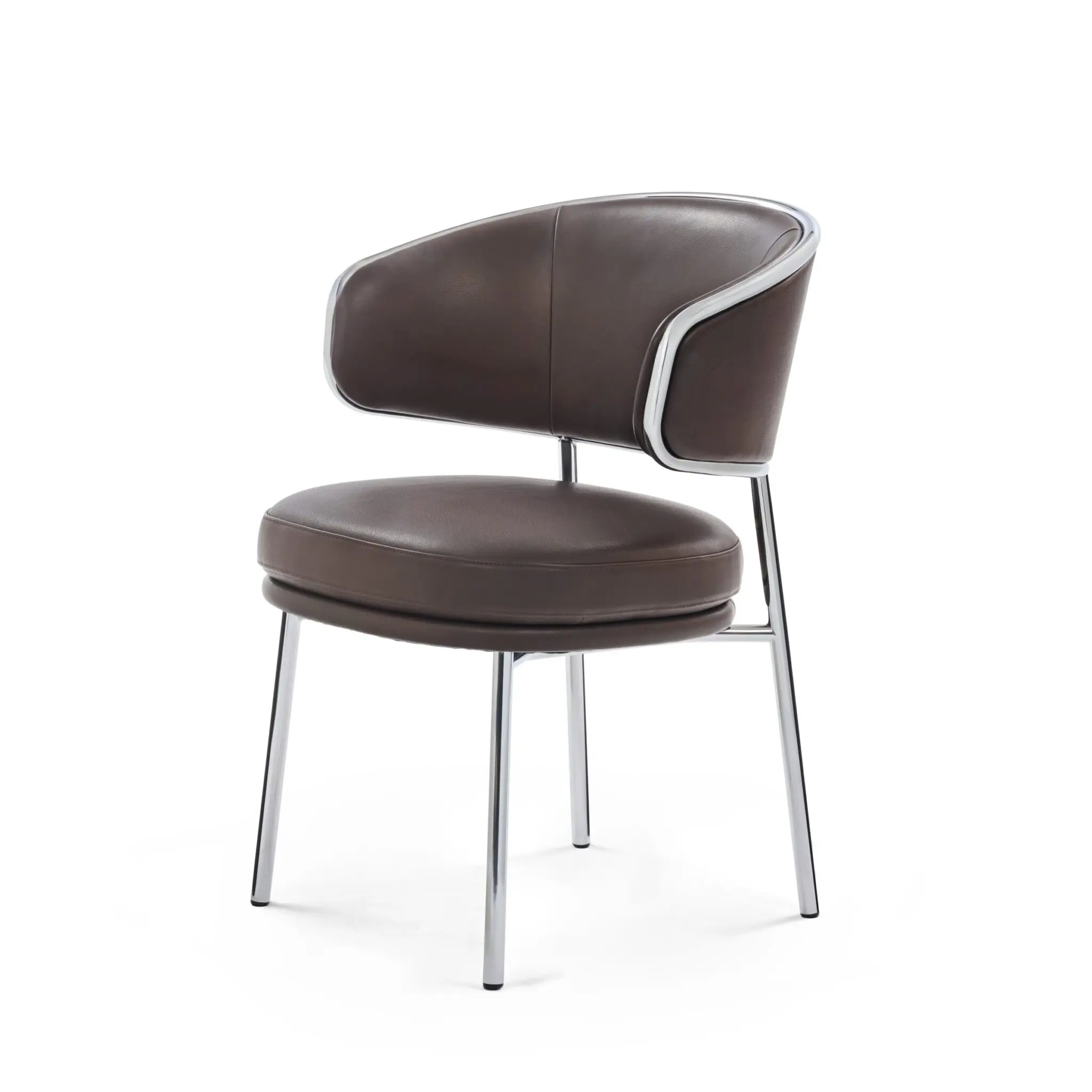 Aristo Armchair aus Polyesterwatte und mit Bezug aus Leder