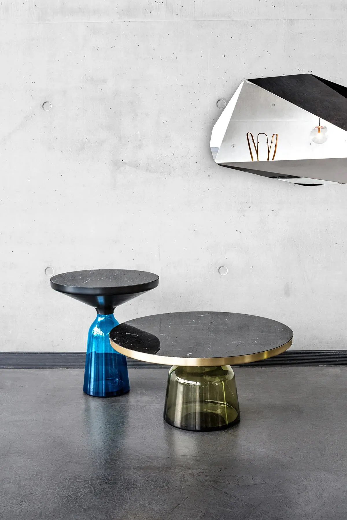 bell-coffee-table-design-couchtisch-i-aus-glas-by-schlafkultur-lang-e-k