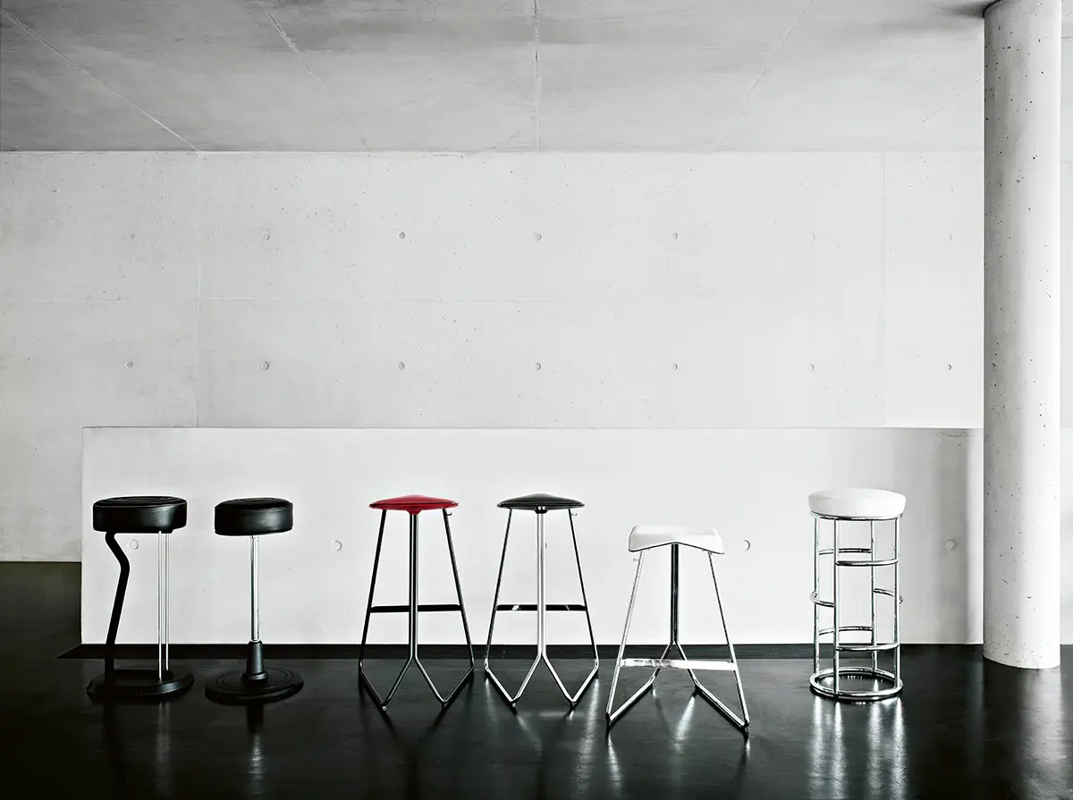 classicon-bar-stool-no-1-bar-stool-no-2-triton-bar-stool-triton-counter-stool-satish-bar-stool-photo-seelen-kopie