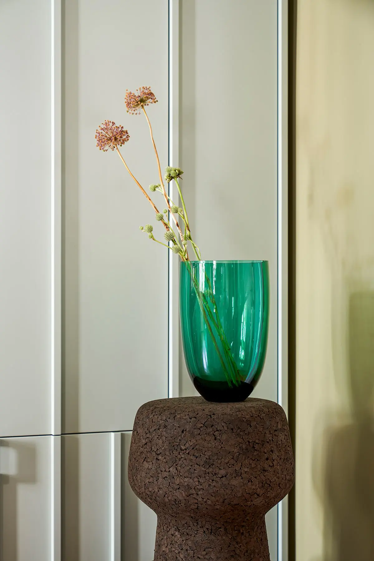 corker-no-1-design-hocker-kork-ii-by-schlafkultur-lang-e-k-2