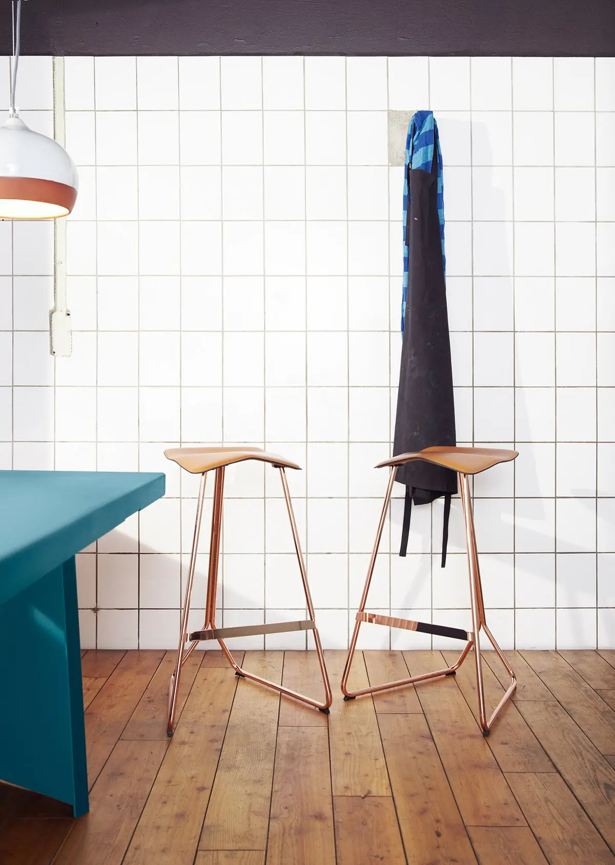 triton-bar-stool-design-barhocker-iii-by-schlafkultur-lang-e-k