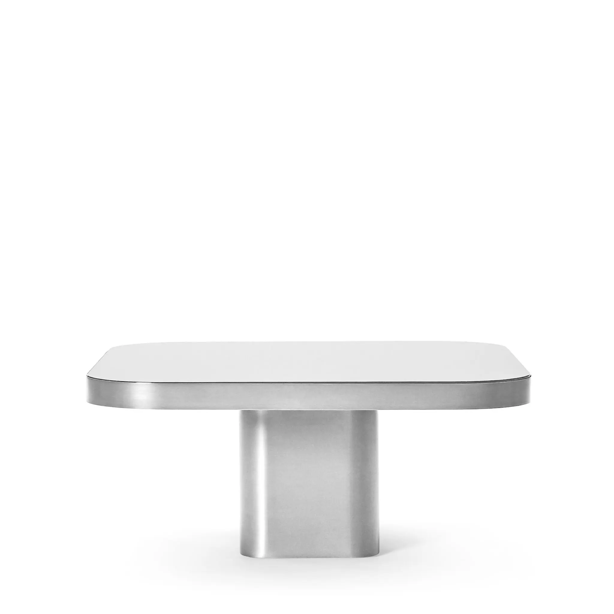 Bow Coffee Table No. 3 Couchtisch mit poliertem Messinggestell und transparenter Glasplatte im modernen Interior-Design