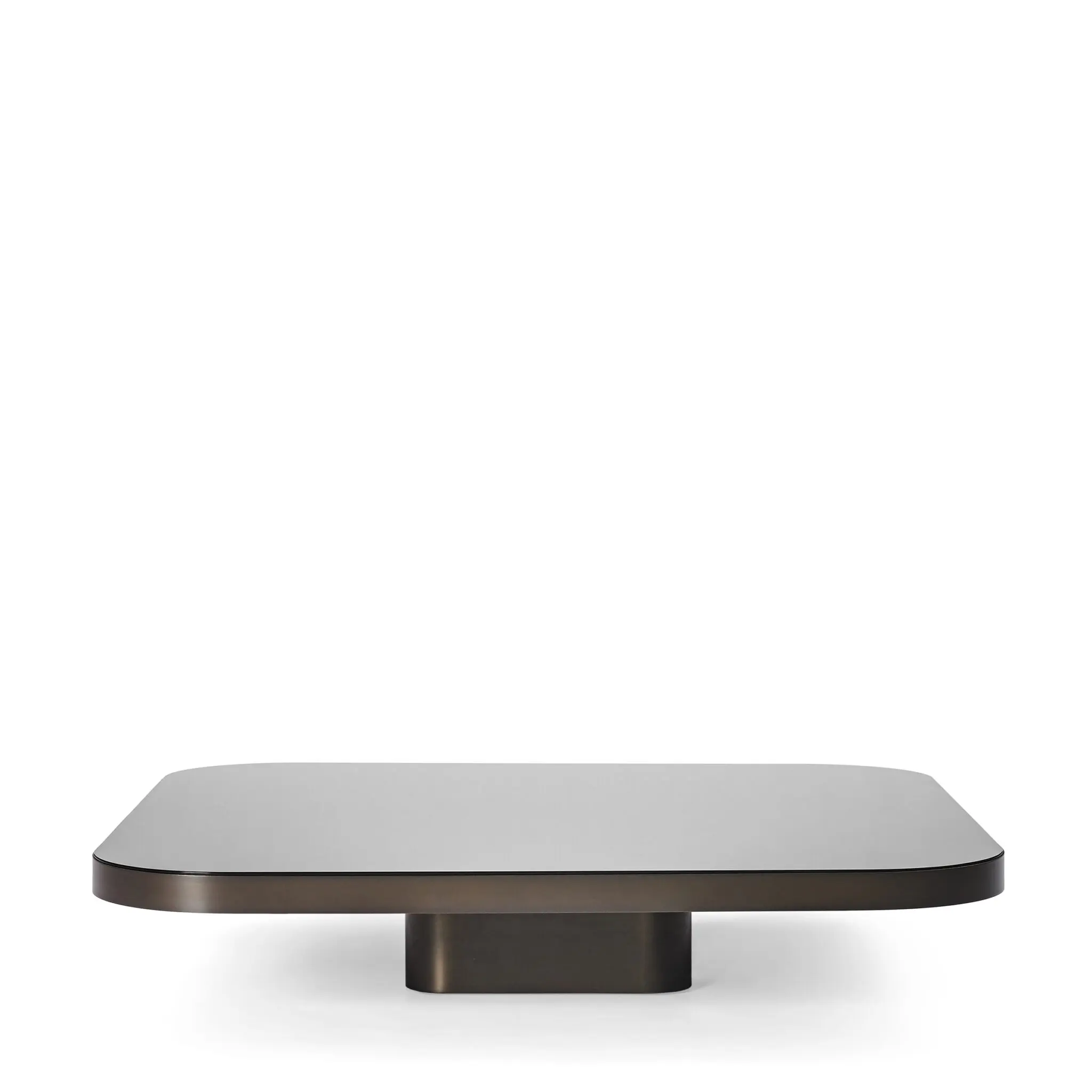 ClassiCon Bow Coffee Table No. 4 von Guilherme Torres – skulpturaler Couchtisch mit Metallkorpus und schwebender Tischplatte aus Glas oder Marmor, moderne Designvariante.