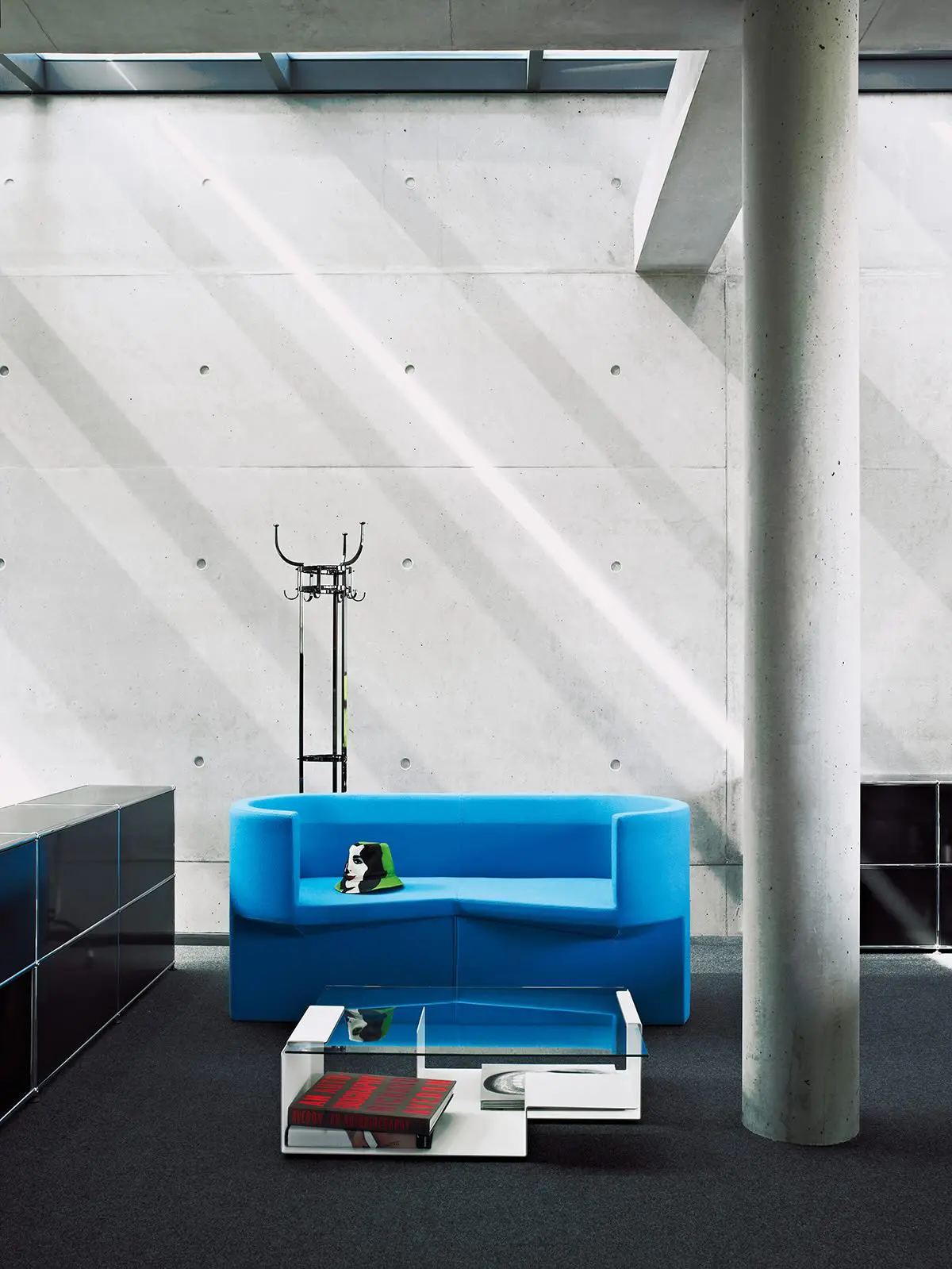 diana-d-coffee-table-design-tisch-by-schlafkultur-lang-e-k-iv