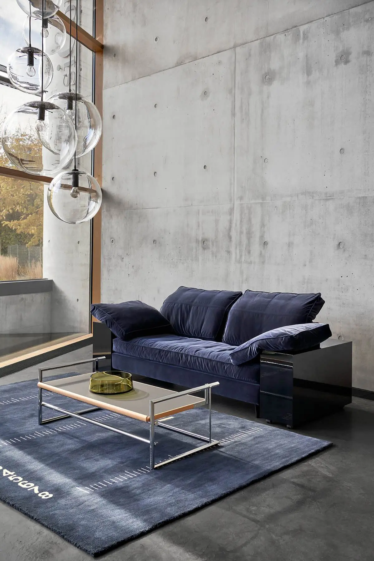 menton-table-design-tisch-by-schlafkultur-lang-e-k-viii