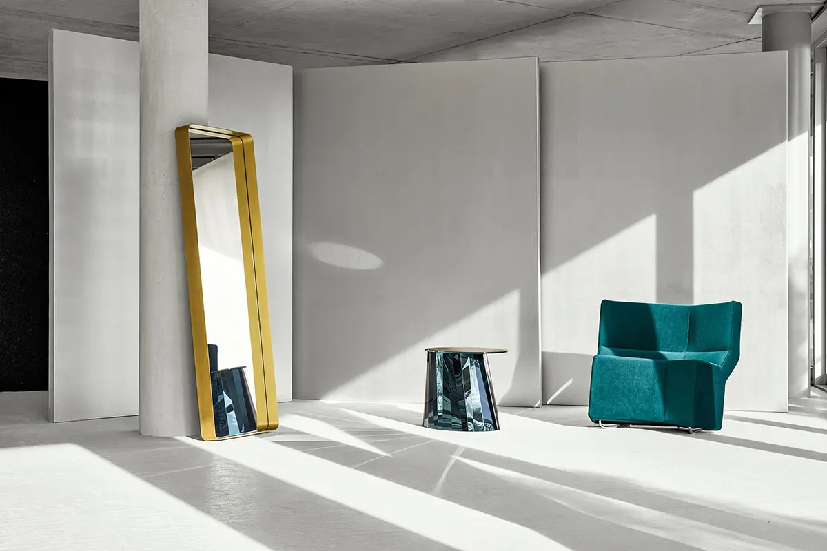 pli-side-table-low-design-tisch-aus-edelstahl-by-schlafkultur-lang-e-k-ii-2