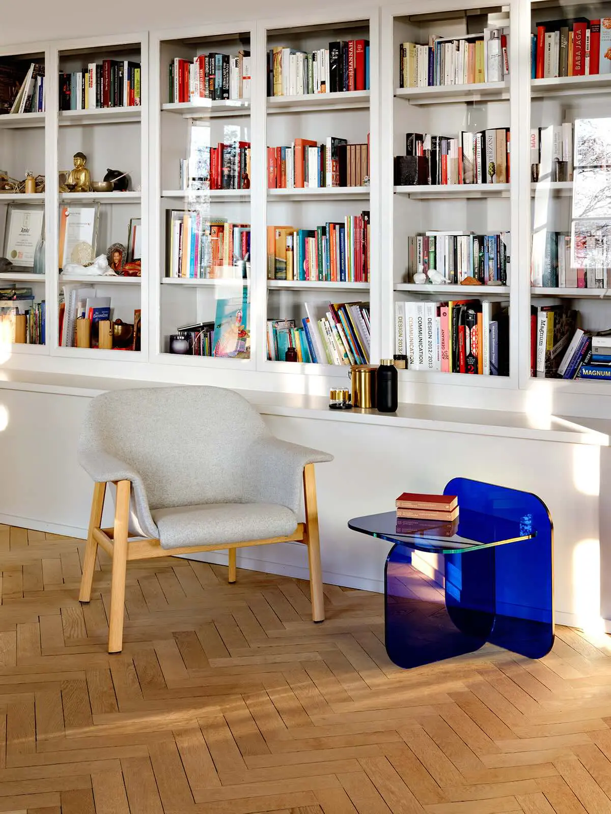 sol-side-table-design-tisch-by-schlafkultur-lang-e-k-v