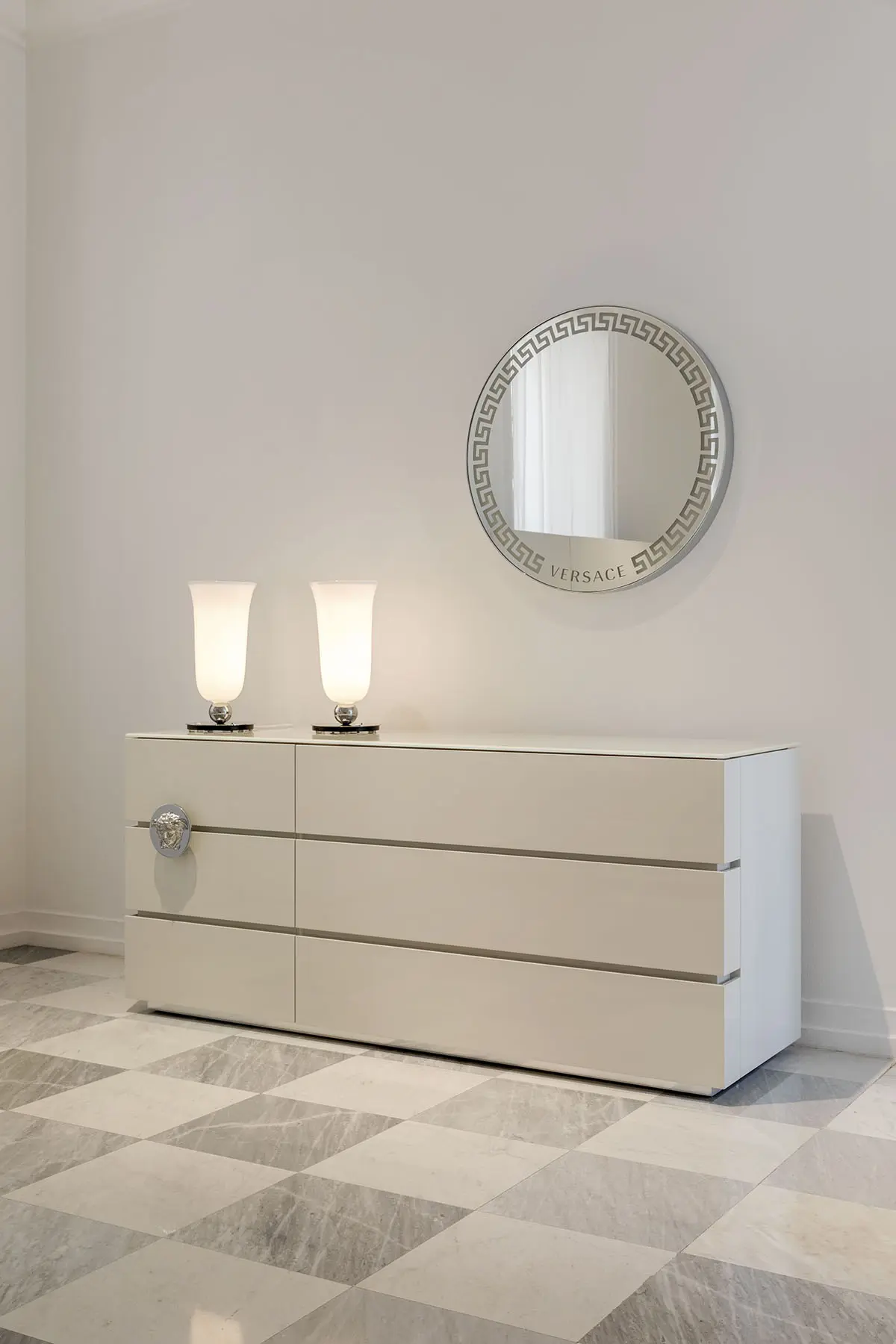 iconic-chest-of-drawers-by-schlafkultur-lang-e-k-i